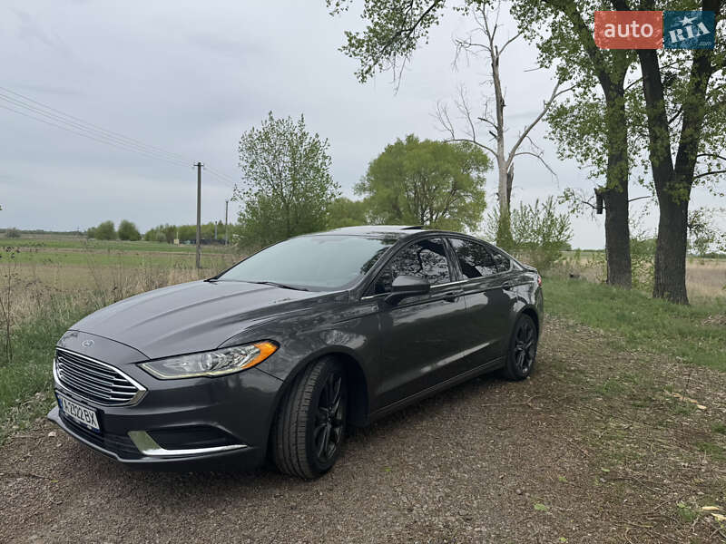 Седан Ford Fusion 2016 в Овруче