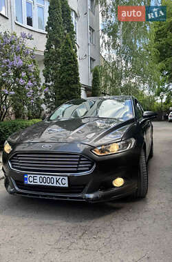 Седан Ford Fusion 2015 в 
