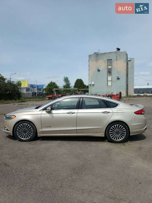 Седан Ford Fusion 2019 в Рівному