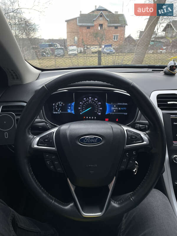 Седан Ford Fusion 2014 в Ивано-Франковске