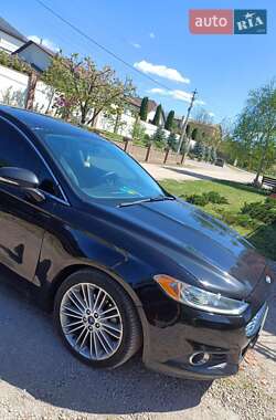Седан Ford Fusion 2014 в 