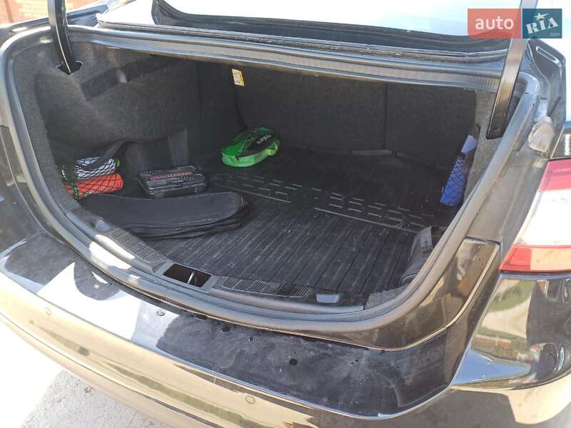 Седан Ford Fusion 2014 в Кропивницком