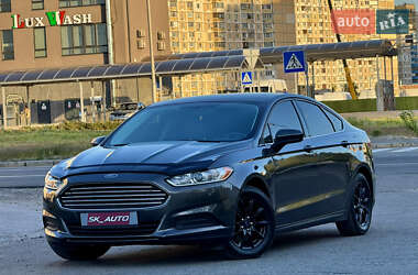 Седан Ford Fusion 2016 в Киеве