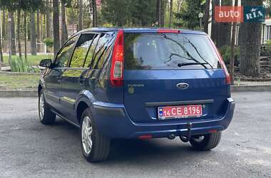 Хэтчбек Ford Fusion 2008 в 