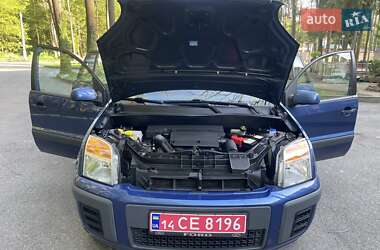 Хэтчбек Ford Fusion 2008 в 