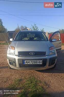 Хэтчбек Ford Fusion 2008 в Коростене