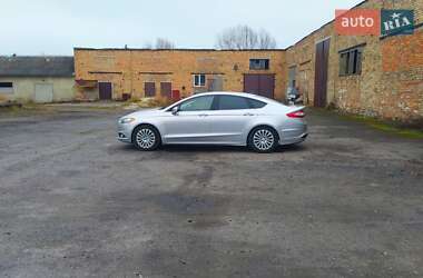 Седан Ford Fusion 2014 в 