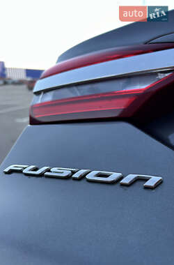 Седан Ford Fusion 2018 в 