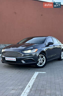 Седан Ford Fusion 2018 в 