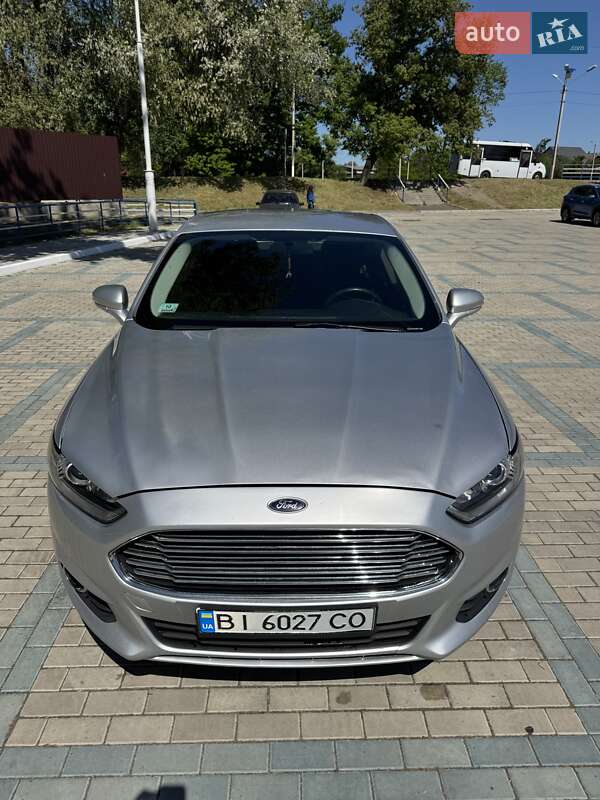 Седан Ford Fusion 2015 в Измаиле