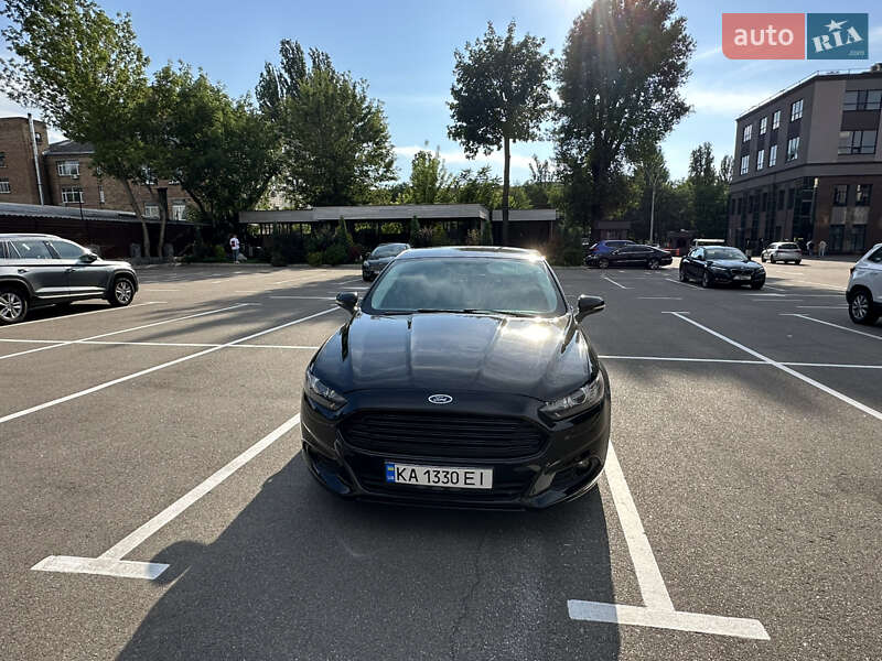 Ford Fusion 2015