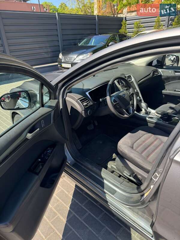 Седан Ford Fusion 2014 в Черкассах