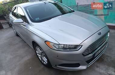 Седан Ford Fusion 2014 в 