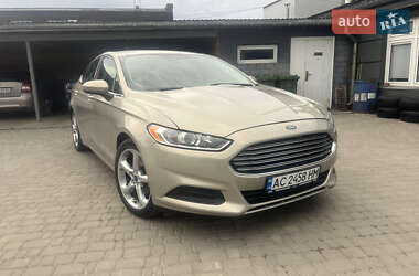 Седан Ford Fusion 2015 в Нововолинську
