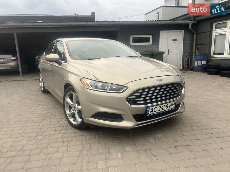 Ford Fusion 2015