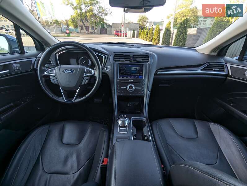 Седан Ford Fusion 2018 в Одессе