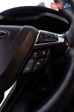 Седан Ford Fusion 2018 в 