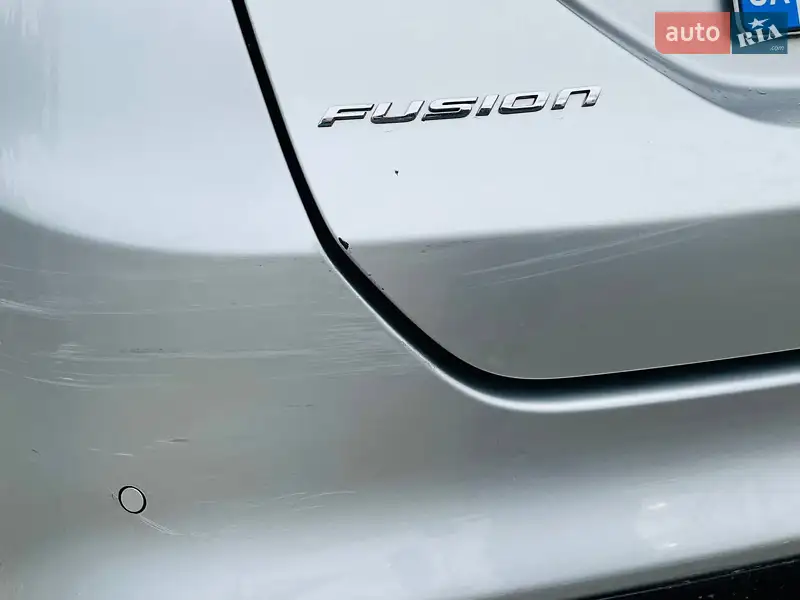 Седан Ford Fusion 2018 в 