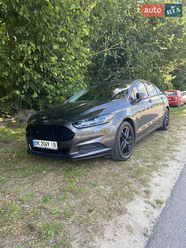Седан Ford Fusion 2015 в Львове фото 2 Седан Ford Fusion 2015 в Львове