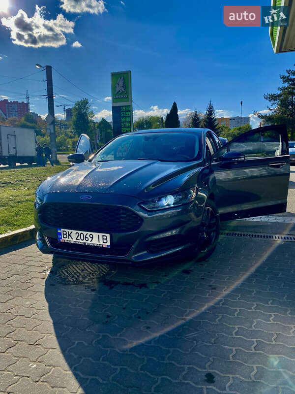 Седан Ford Fusion 2015 в Львове фото 8 Седан Ford Fusion 2015 в Львове