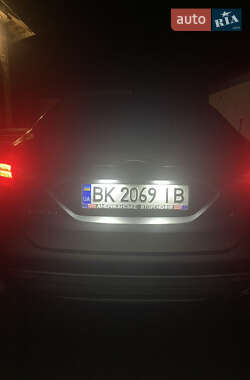 Седан Ford Fusion 2015 в 