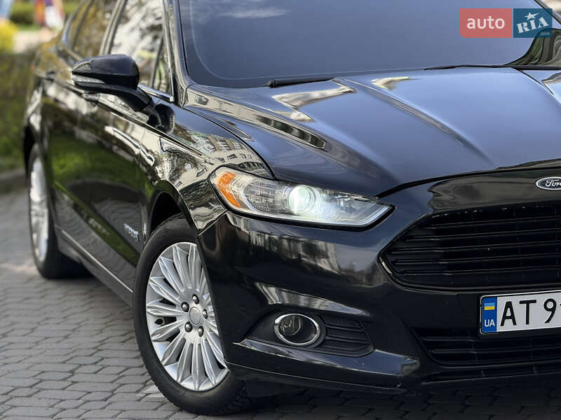 Седан Ford Fusion 2012 в Ивано-Франковске