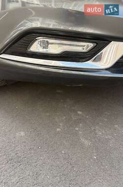 Седан Ford Fusion 2016 в 