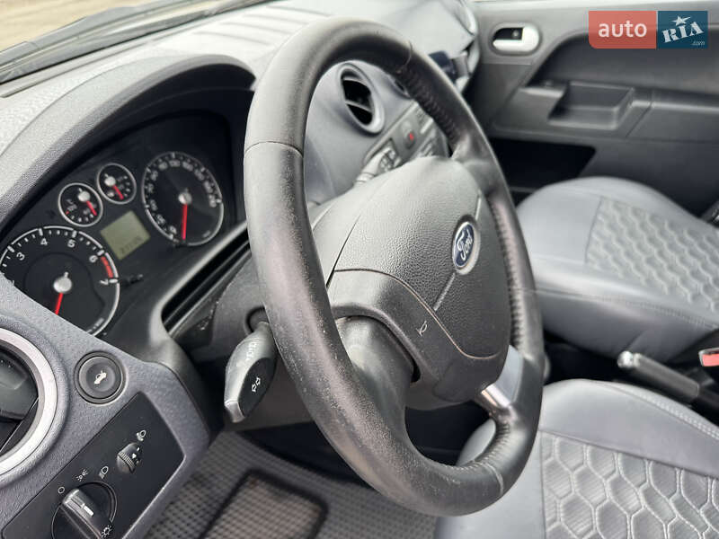 Хэтчбек Ford Fusion 2011 в Киеве фото 14 Хэтчбек Ford Fusion 2011 в Киеве