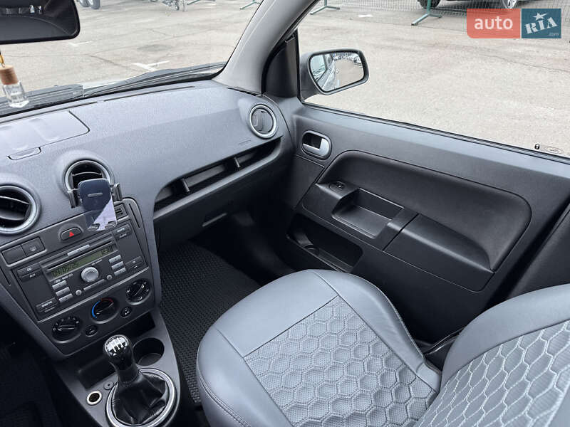 Хэтчбек Ford Fusion 2011 в Киеве фото 21 Хэтчбек Ford Fusion 2011 в Киеве