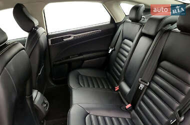 Седан Ford Fusion 2020 в 