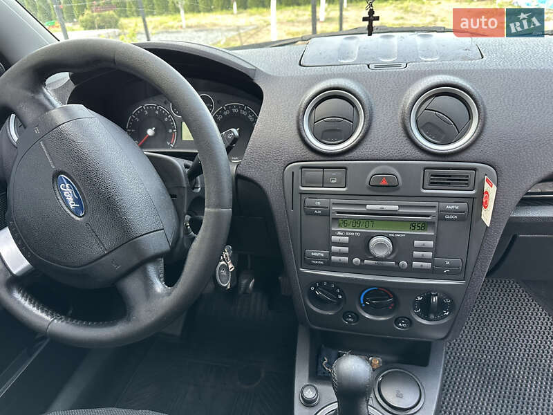 Хетчбек Ford Fusion 2007 в Рівному