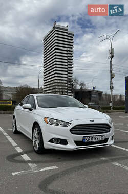 Седан Ford Fusion 2017 в 