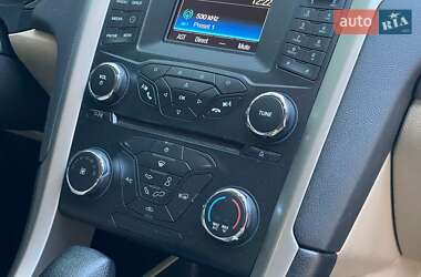 Седан Ford Fusion 2014 в 