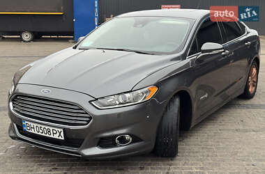 Седан Ford Fusion 2015 в Одесі