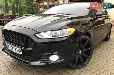 Седан Ford Fusion 2016 в 