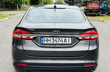 Седан Ford Fusion 2017 в 