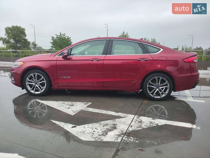 Седан Ford Fusion 2018 в Киеве