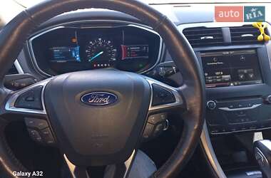 Седан Ford Fusion 2014 в 