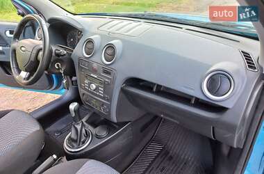 Хетчбек Ford Fusion 2010 в 