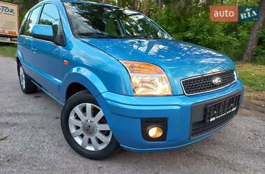 Хетчбек Ford Fusion 2010 в 