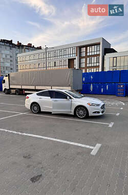 Седан Ford Fusion 2013 в Івано-Франківську