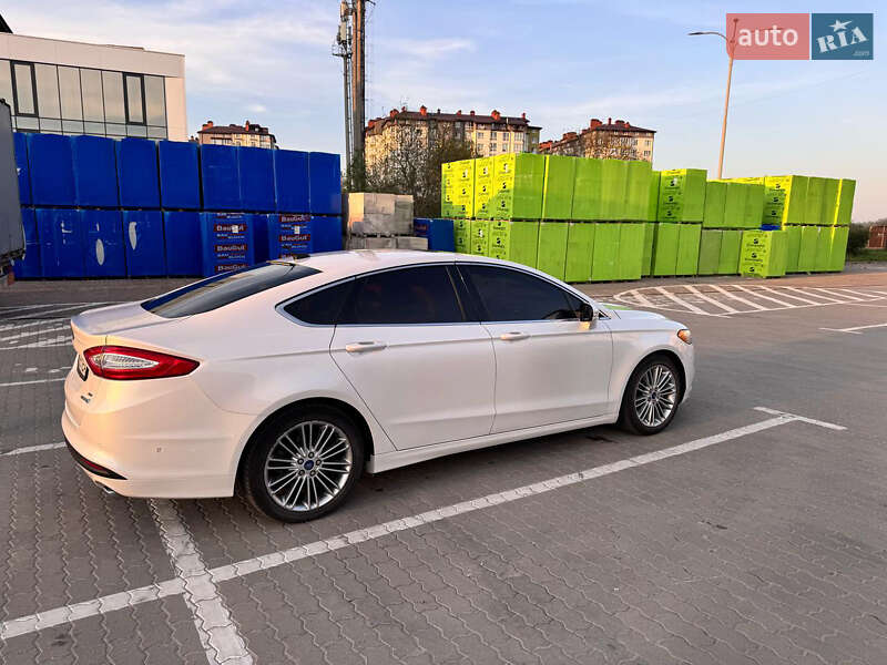 Седан Ford Fusion 2013 в Івано-Франківську