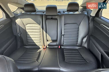 Седан Ford Fusion 2014 в 