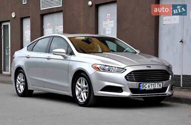 Седан Ford Fusion 2013 в Львове