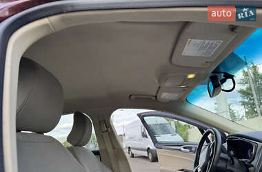 Седан Ford Fusion 2015 в 