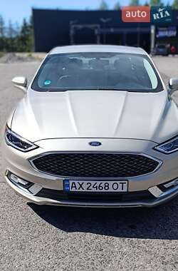 Седан Ford Fusion 2018 в 