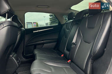 Седан Ford Fusion 2020 в 