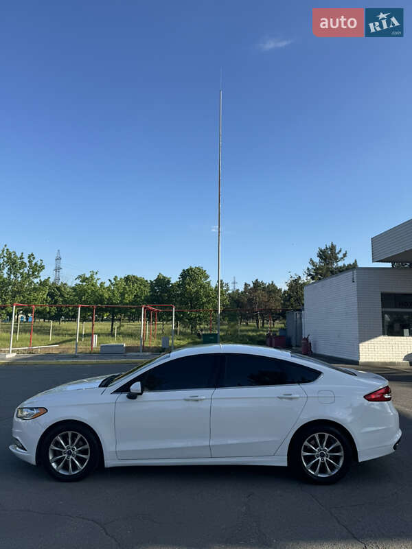 Седан Ford Fusion 2016 в Днепре