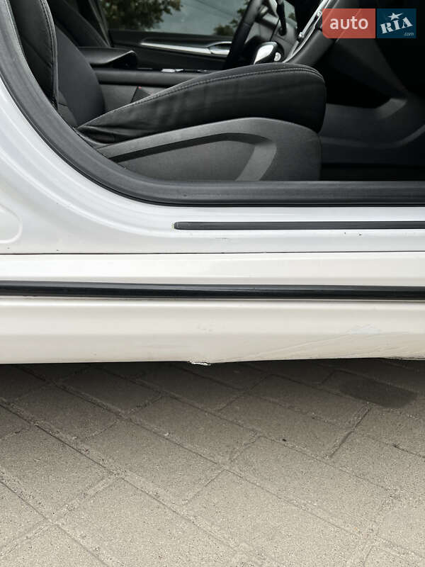 Седан Ford Fusion 2014 в Житомире