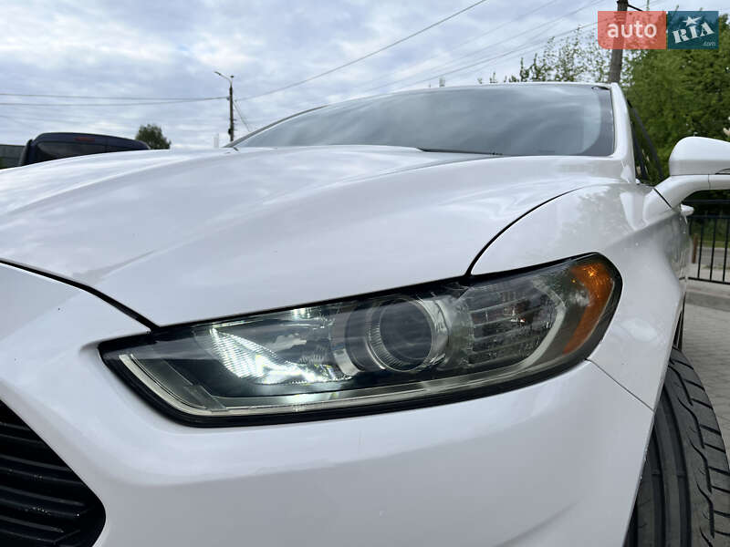 Седан Ford Fusion 2014 в Житомире